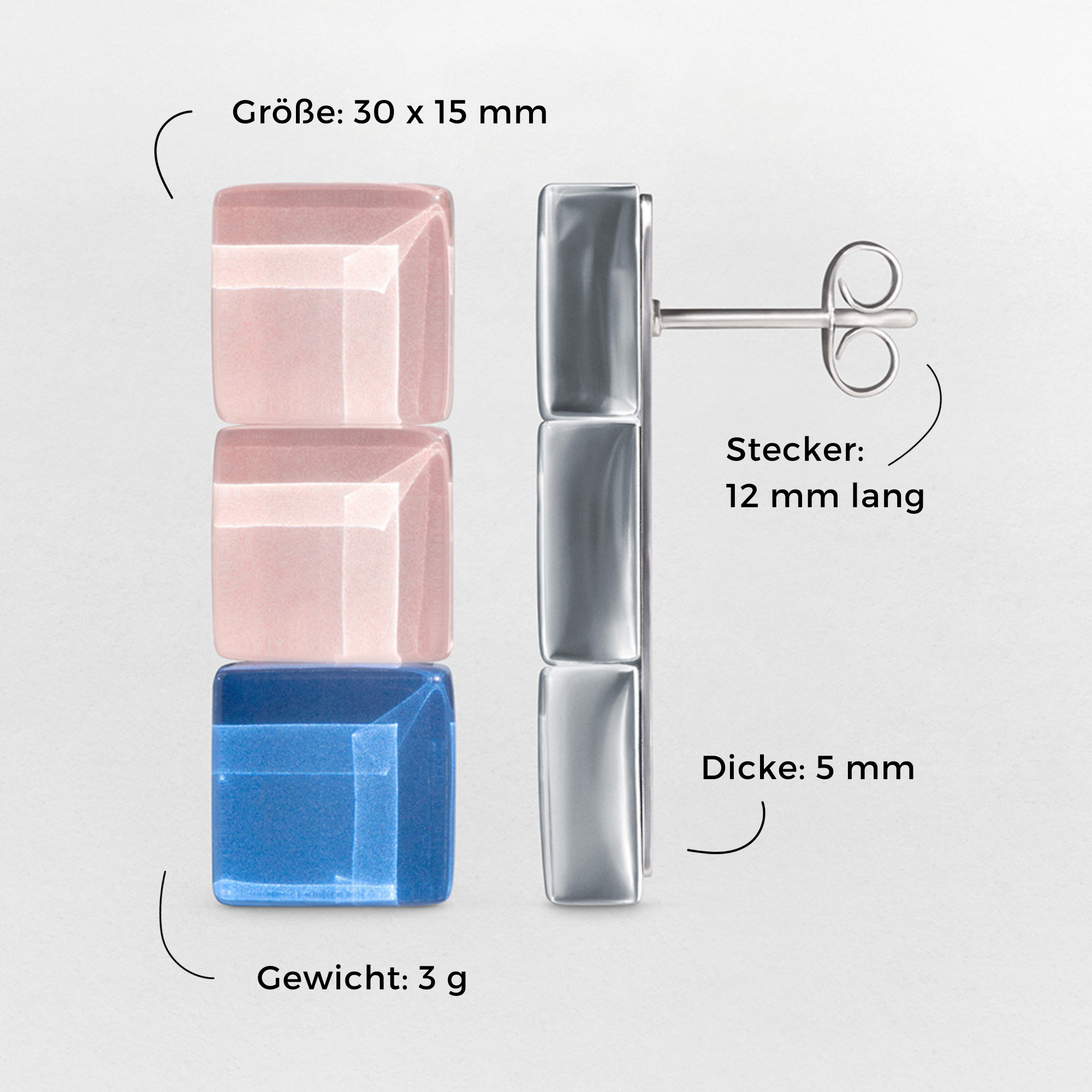 Foto von Geometrische Ohrringe hängend