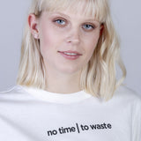 Foto von Small glass stud earrings • 10mm 