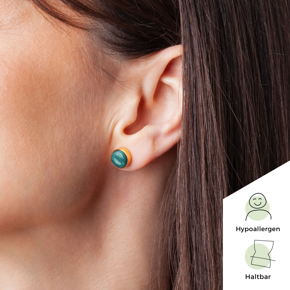 Foto von Stainless steel stud earrings with stone • Mother-of-pearl look • 8mm