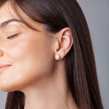 Foto von Stainless steel stud earrings with stone • Mother-of-pearl look • 8mm