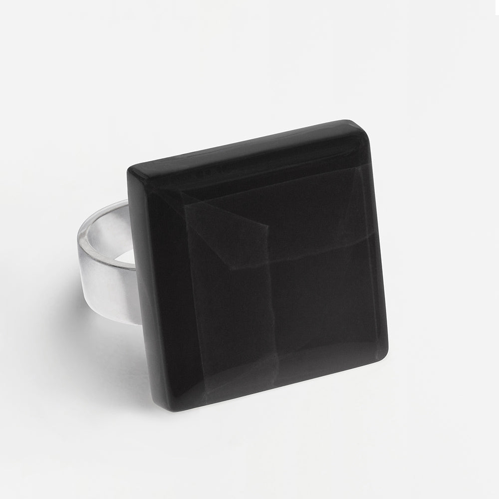 Foto von Statement Ring mit Stein 20mm • größenverstellbar