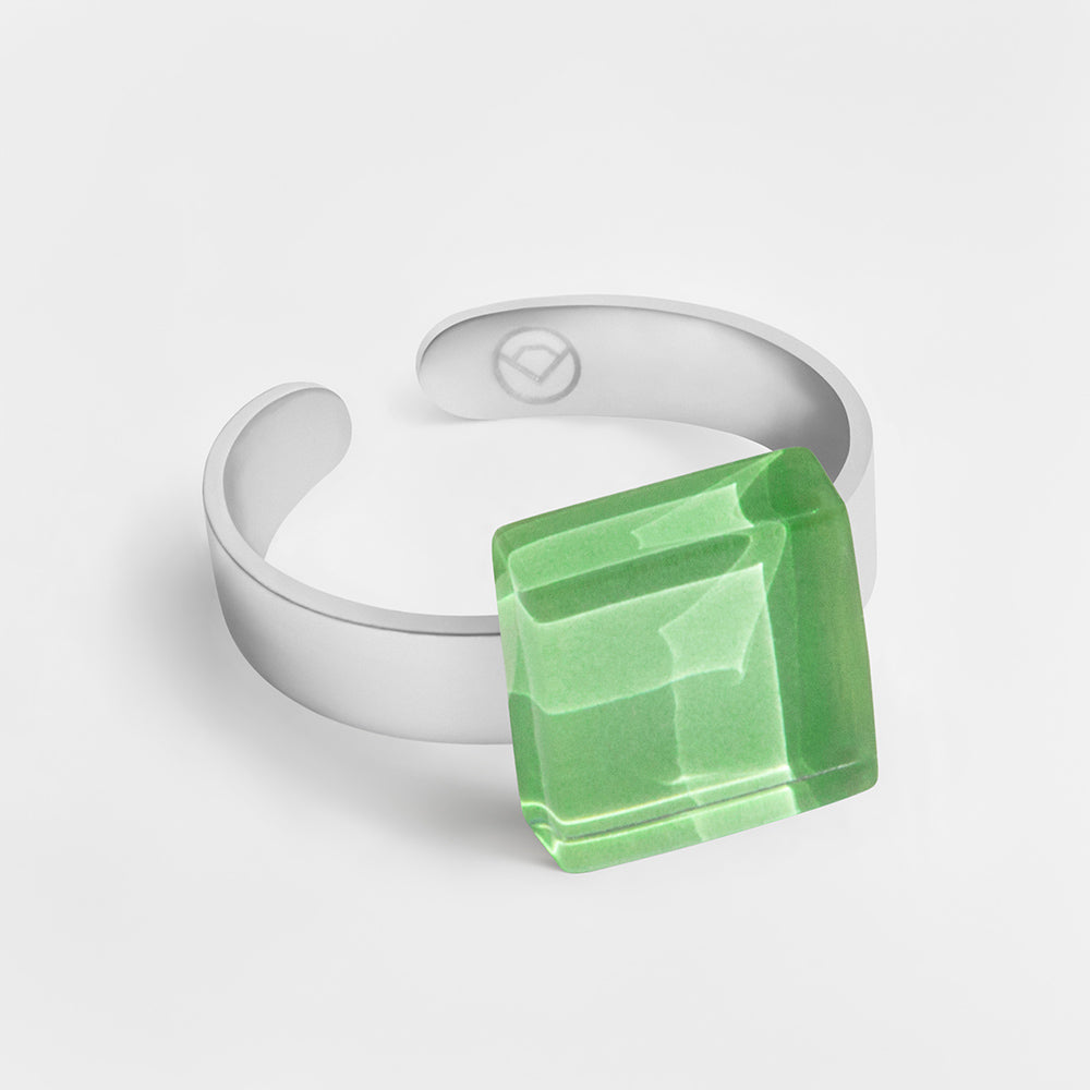 Foto von Kleiner Ring mit Stein 10mm • größenverstellbar