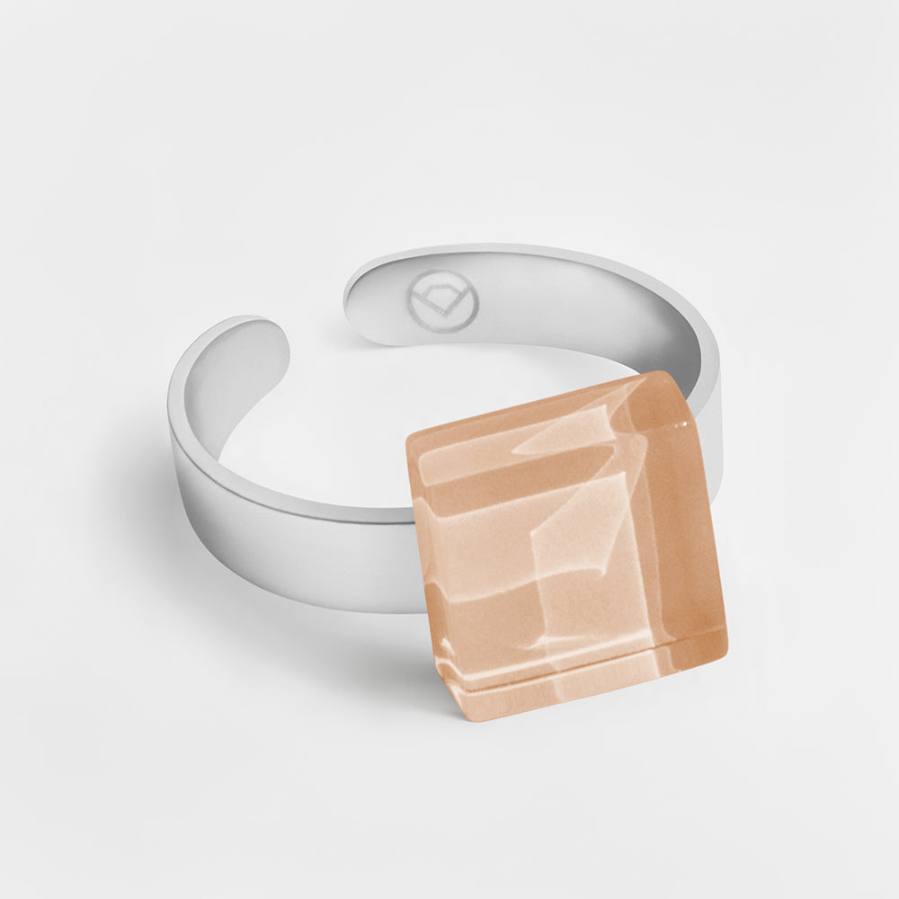 Foto von Small ring with 10mm stone • adjustable size