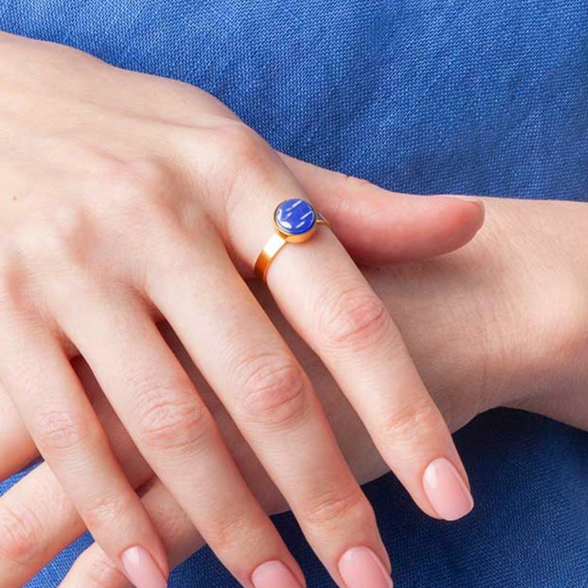 Foto von Adjustable ring with stone • 8mm