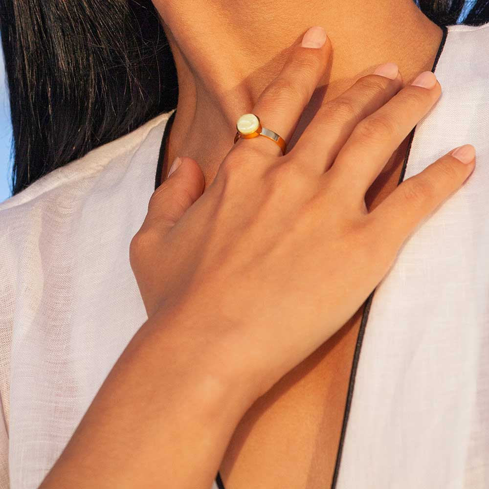 Foto von Adjustable ring with stone • 8mm