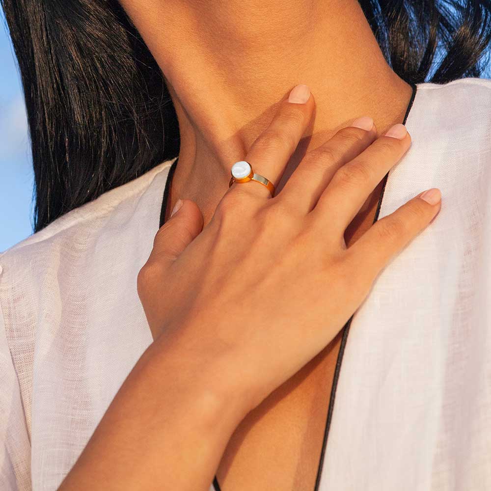 Foto von Adjustable ring with stone • 8mm