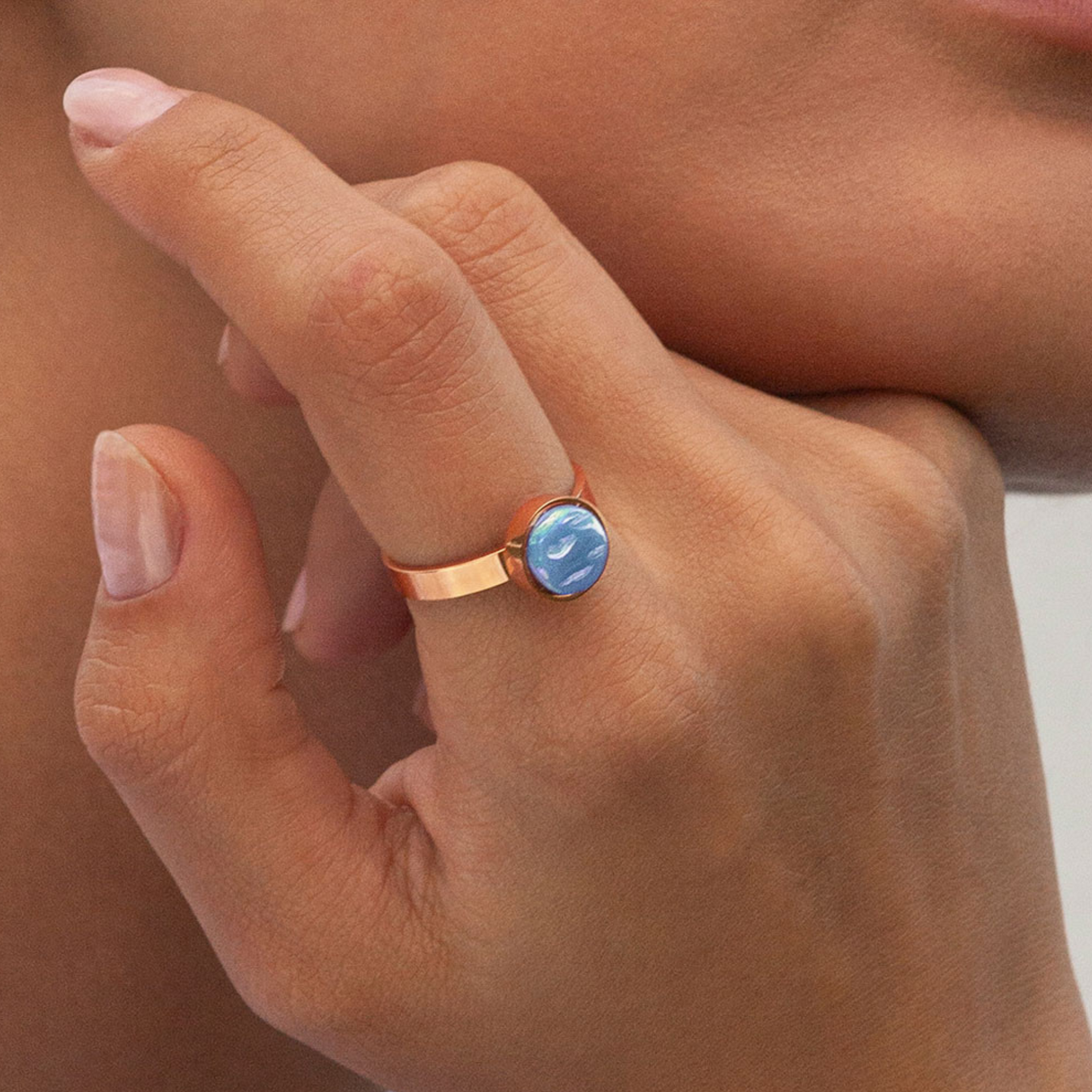 Foto von Adjustable ring with stone • 8mm