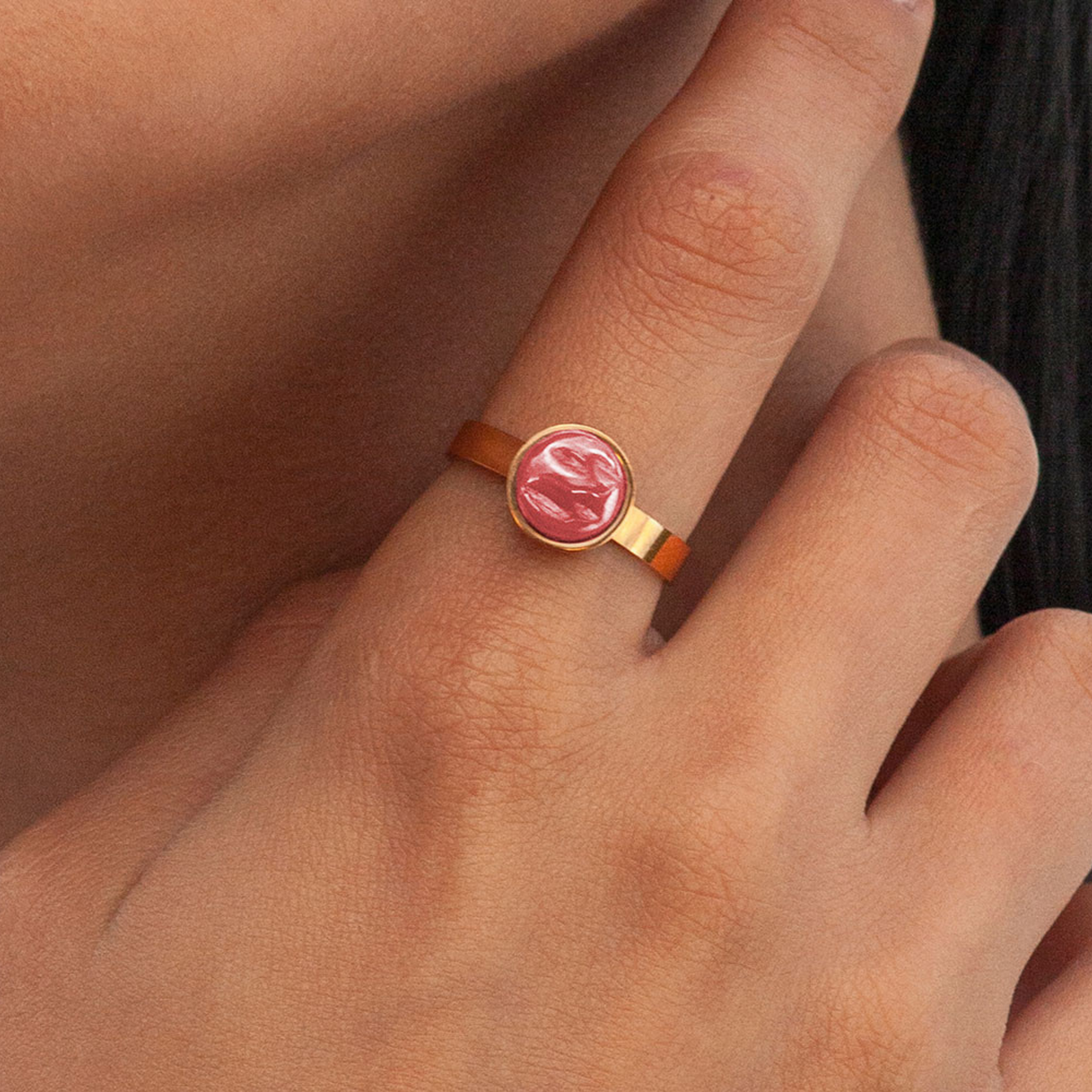 Foto von Adjustable ring with stone • 8mm