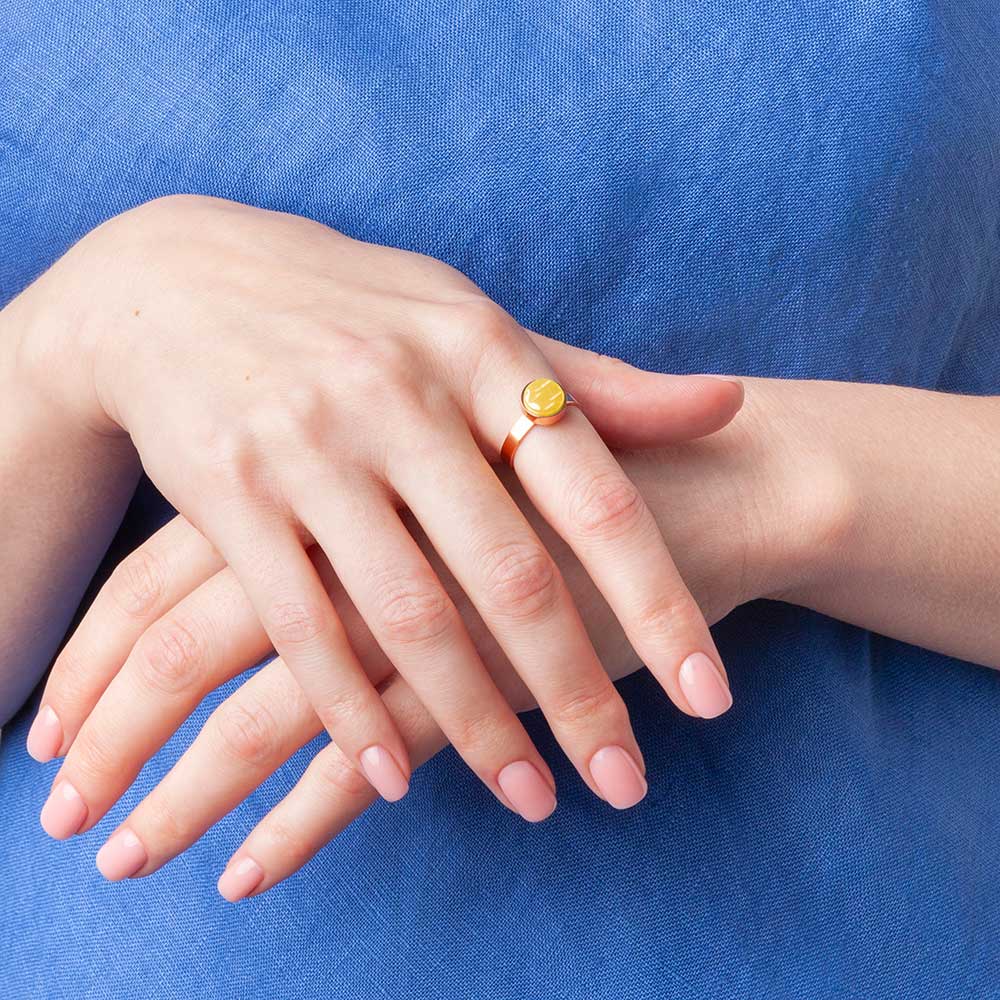 Foto von Adjustable ring with stone • 8mm