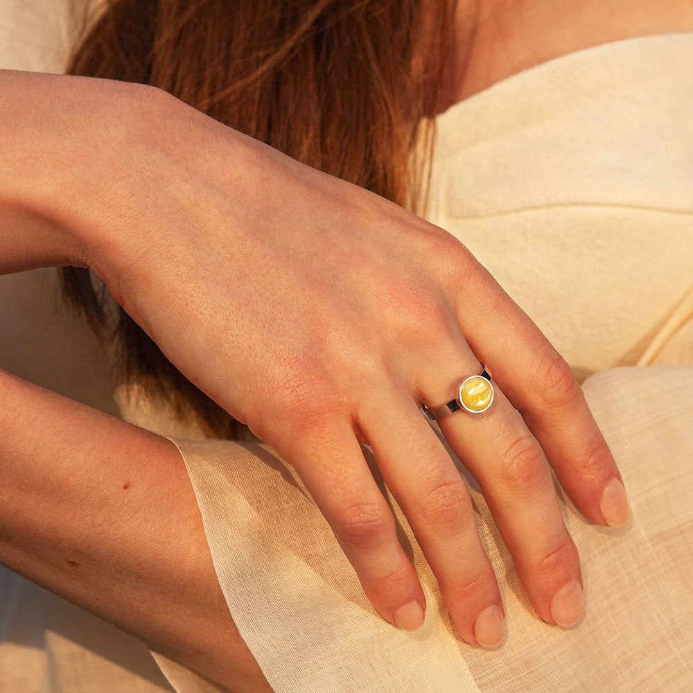 Foto von Verstellbarer Ring mit Stein • 8mm