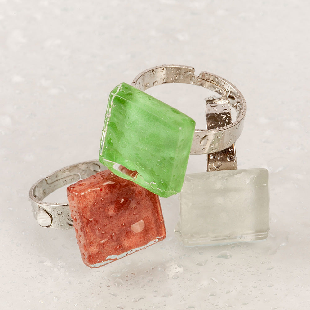 Foto von Square ring with 15mm stone • adjustable size