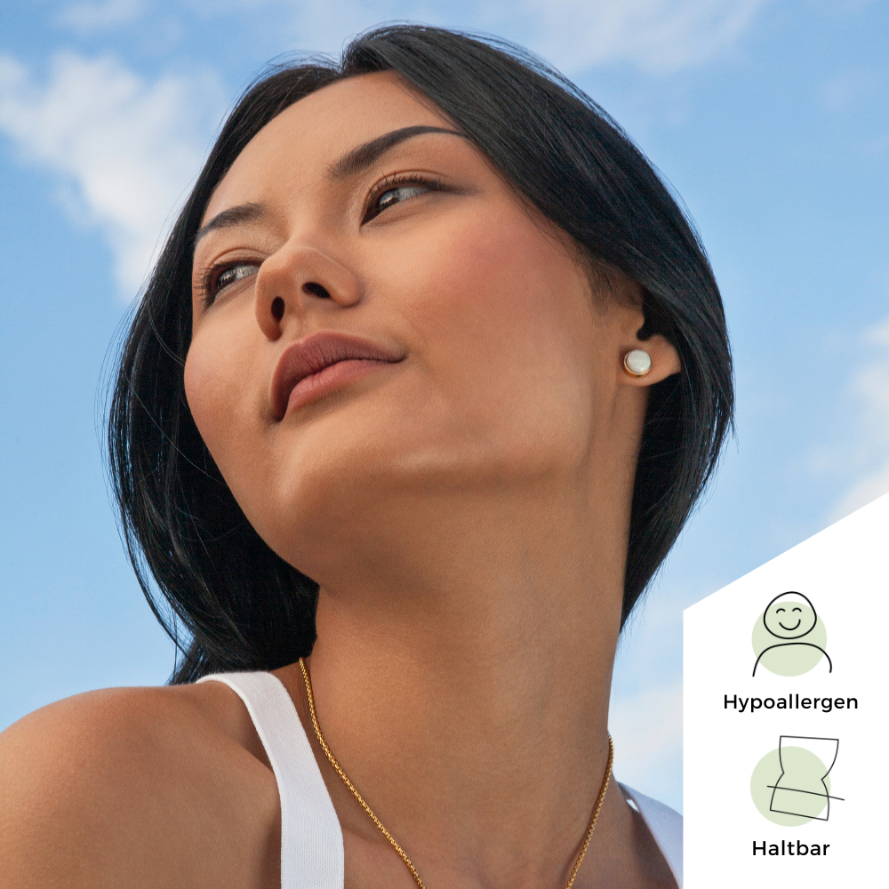 Foto von Stainless steel stud earrings with stone • Mother-of-pearl look • 8mm